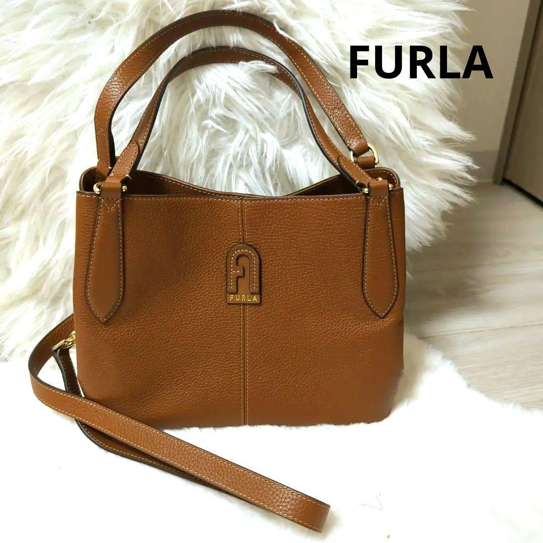 FURLAフルラ ダフネ ホーボー S クロスボディ 2way ブラウン