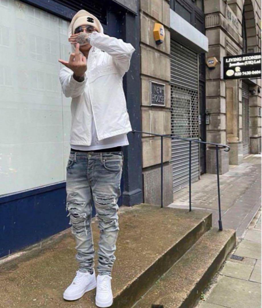 ダメージジーンズ　ukドリル　腰履き　mnml amiri ksubi