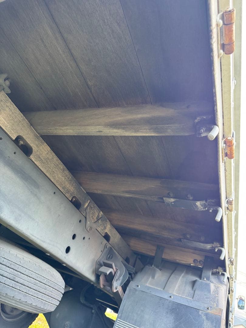 日産ディーゼル コンドル 4tトラック 平ボディ 車検付き