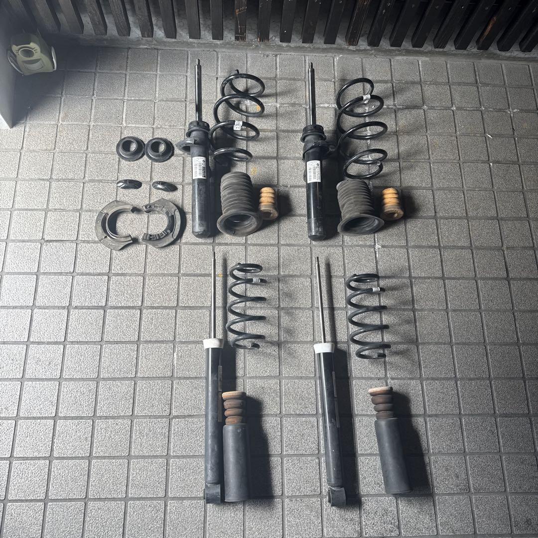 MINI F54 SD 純正サスペンションキット