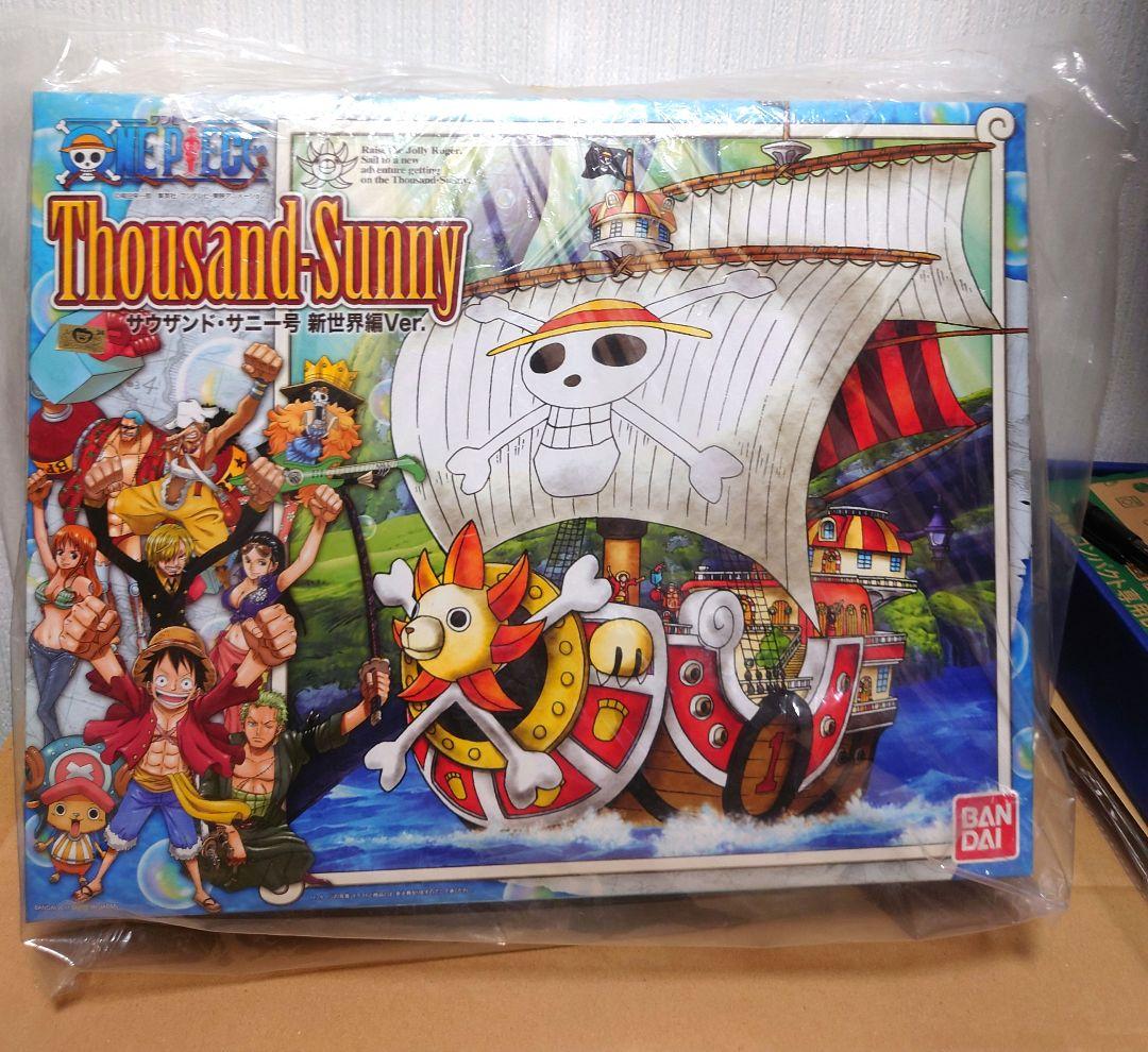 新品　バンダイワンピースMG サウザンドサニー号新世界Ver． Amazon.co.jp: バンダイ(BANDAI) ワンピース サウザンド・サニー