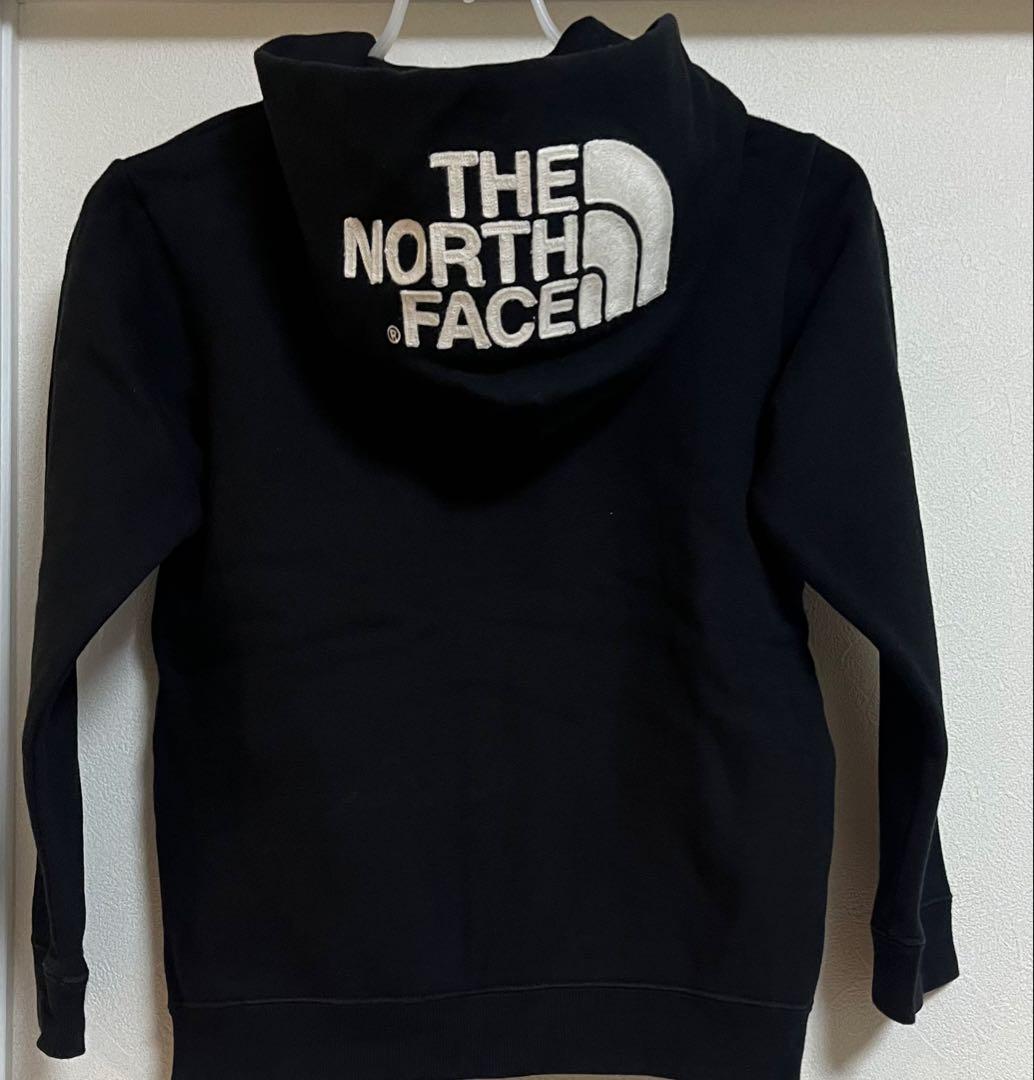 THE NORTH FACE ブラック ジップアップパーカー　140