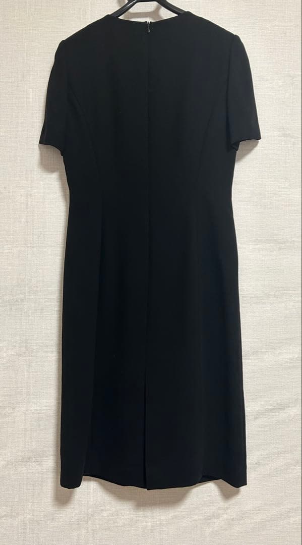 美品MICHIKO LONDON KOSHINO 礼服ワンピース ジャケット9号 美品MICHIKO LONDON KOSHINO 礼服ワンピース ジャケット9号