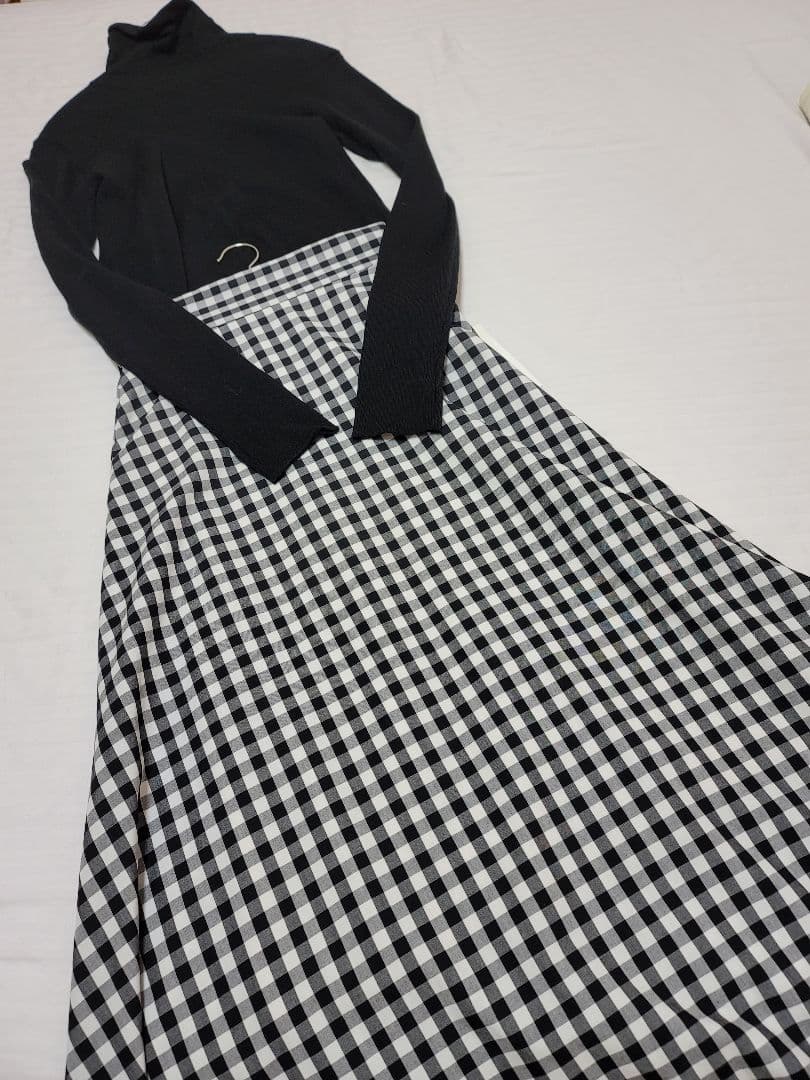 美品　GUチェックスカート