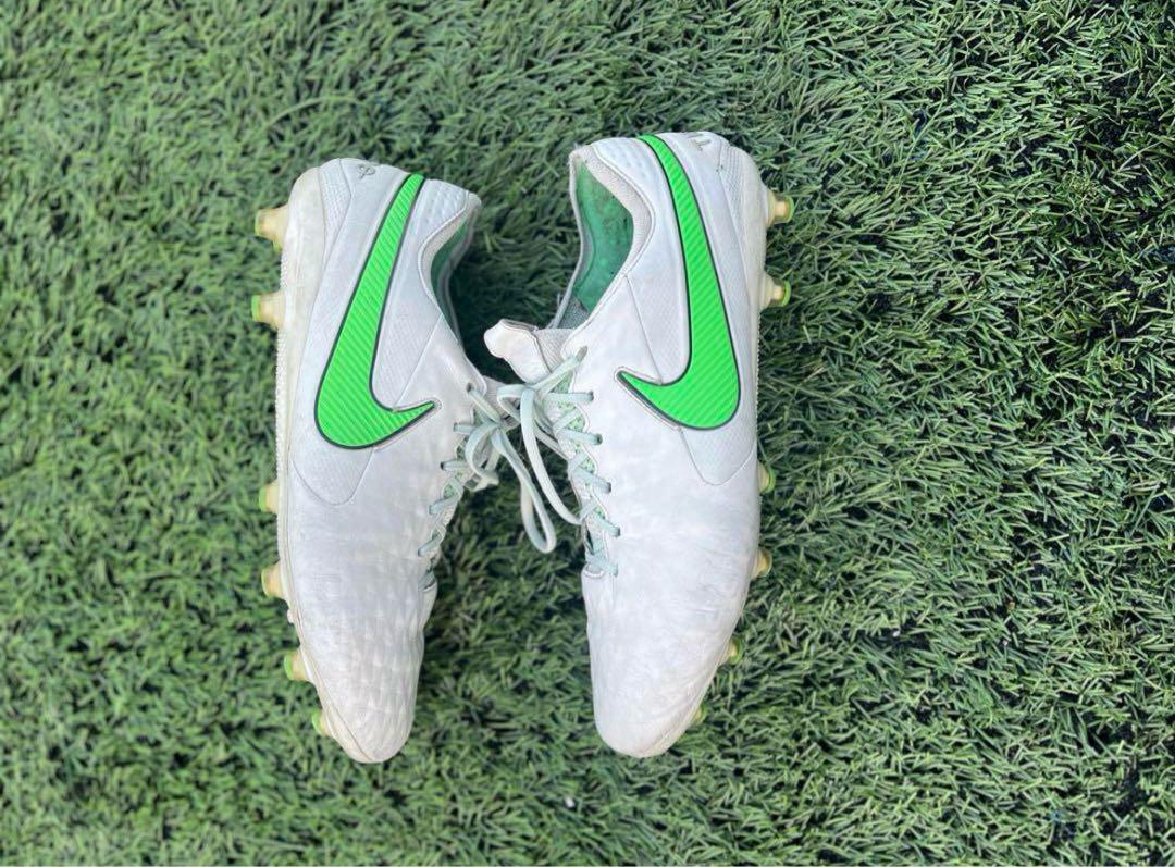 ナイキ ティエンポ レジェンド8 AG-pro 28cm サッカースパイク