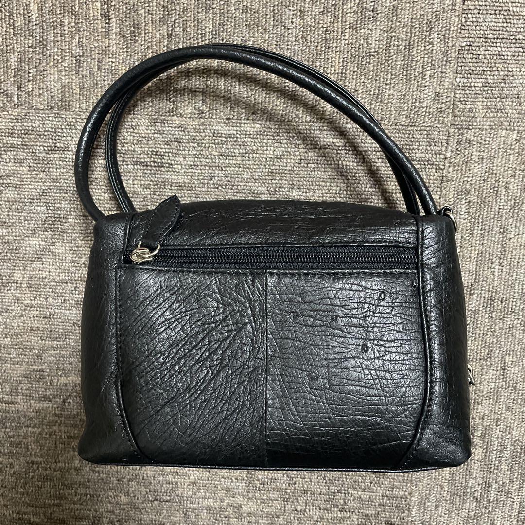 新品未使用 黒 オーストリッチ風ハンドバッグ - メルカリ