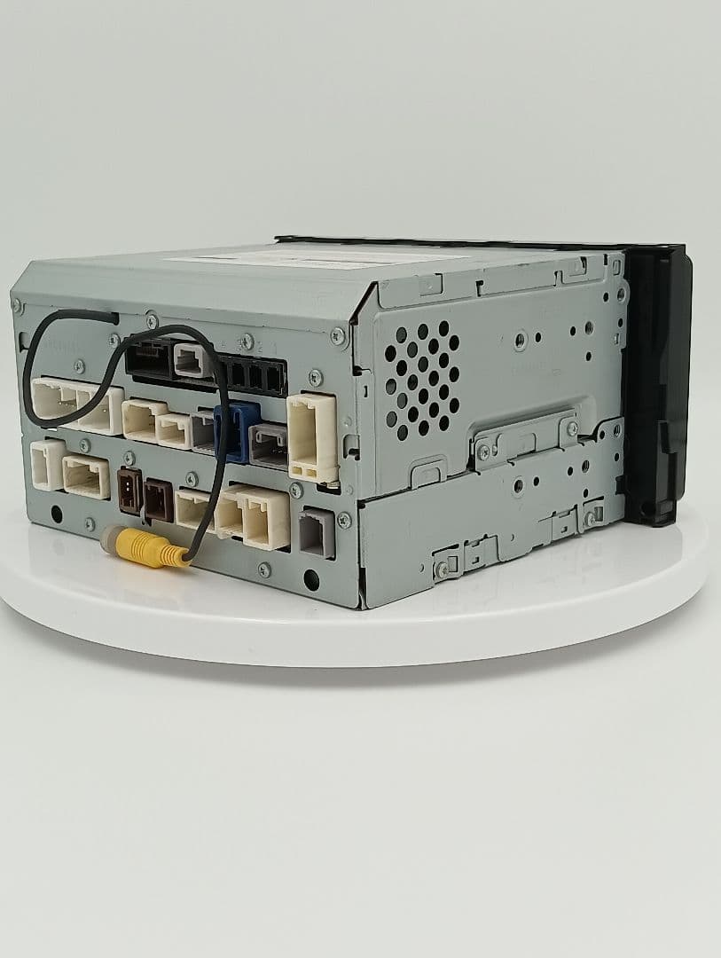 ★送料込み★ トヨタ純正ナビ NSZN-W64T フルセグTV 新品付属品多数