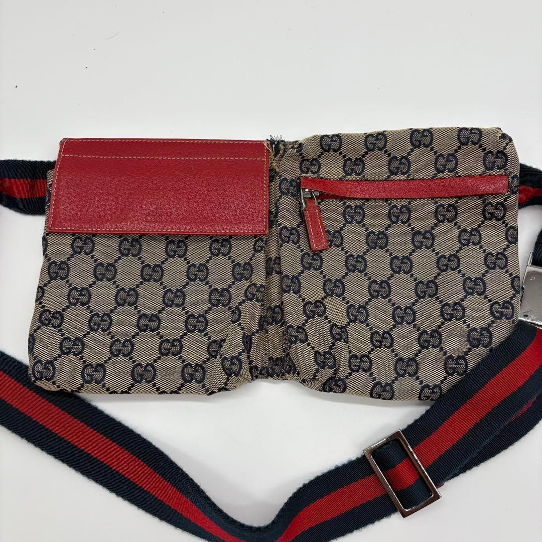 GUCCI グッチ GGパターン ボディバッグ シェリーライン スプリーム GUCCI グッチ GGパターン ボディバッグ シェリーライン スプリーム