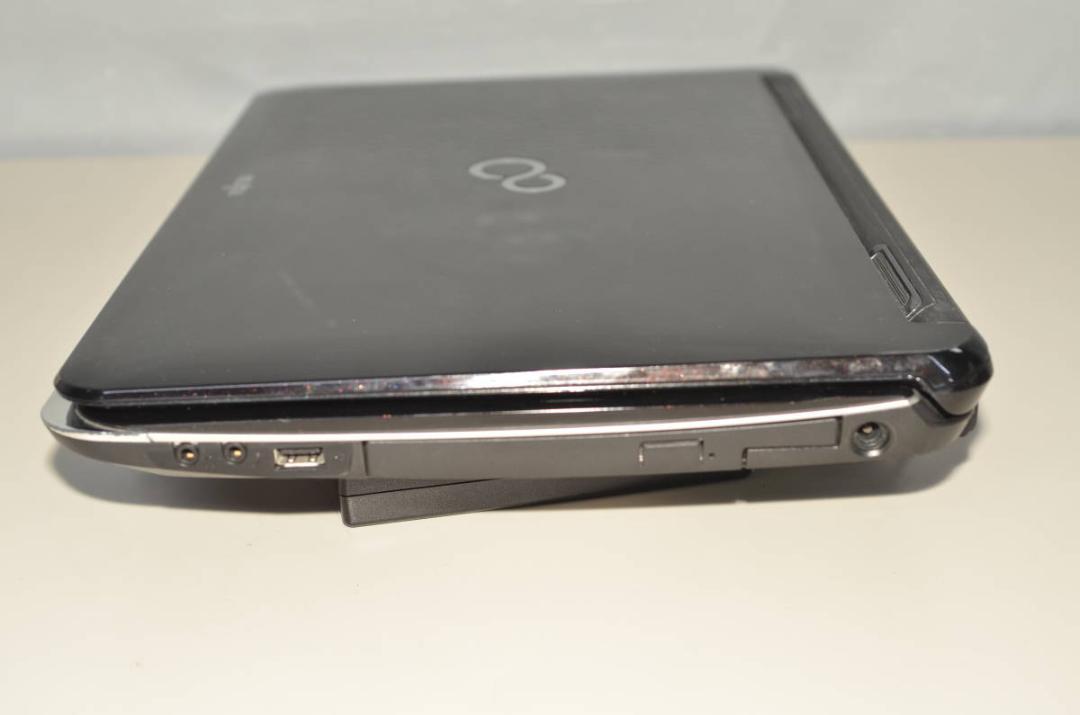 新品爆速SSD256GB 富士通 AH77/C i7-2630QM/8GB - www.vuclair.com