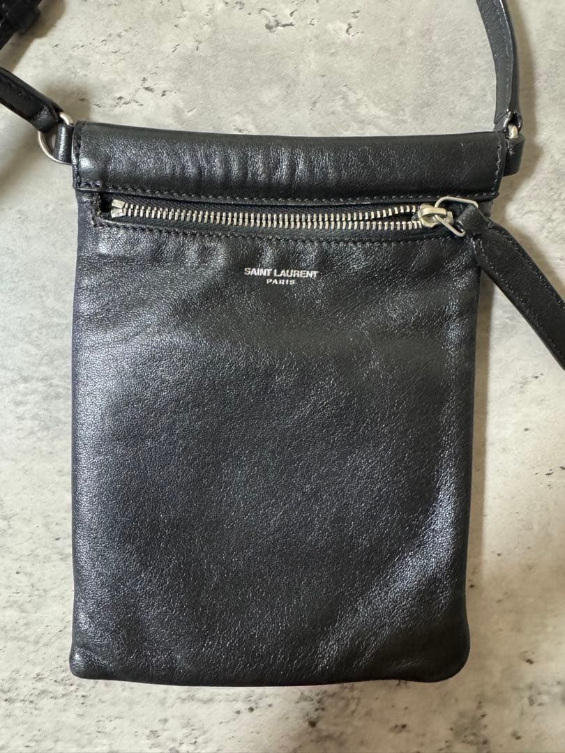 サンローラン　ポシェット　サコッシュ　ショルダー