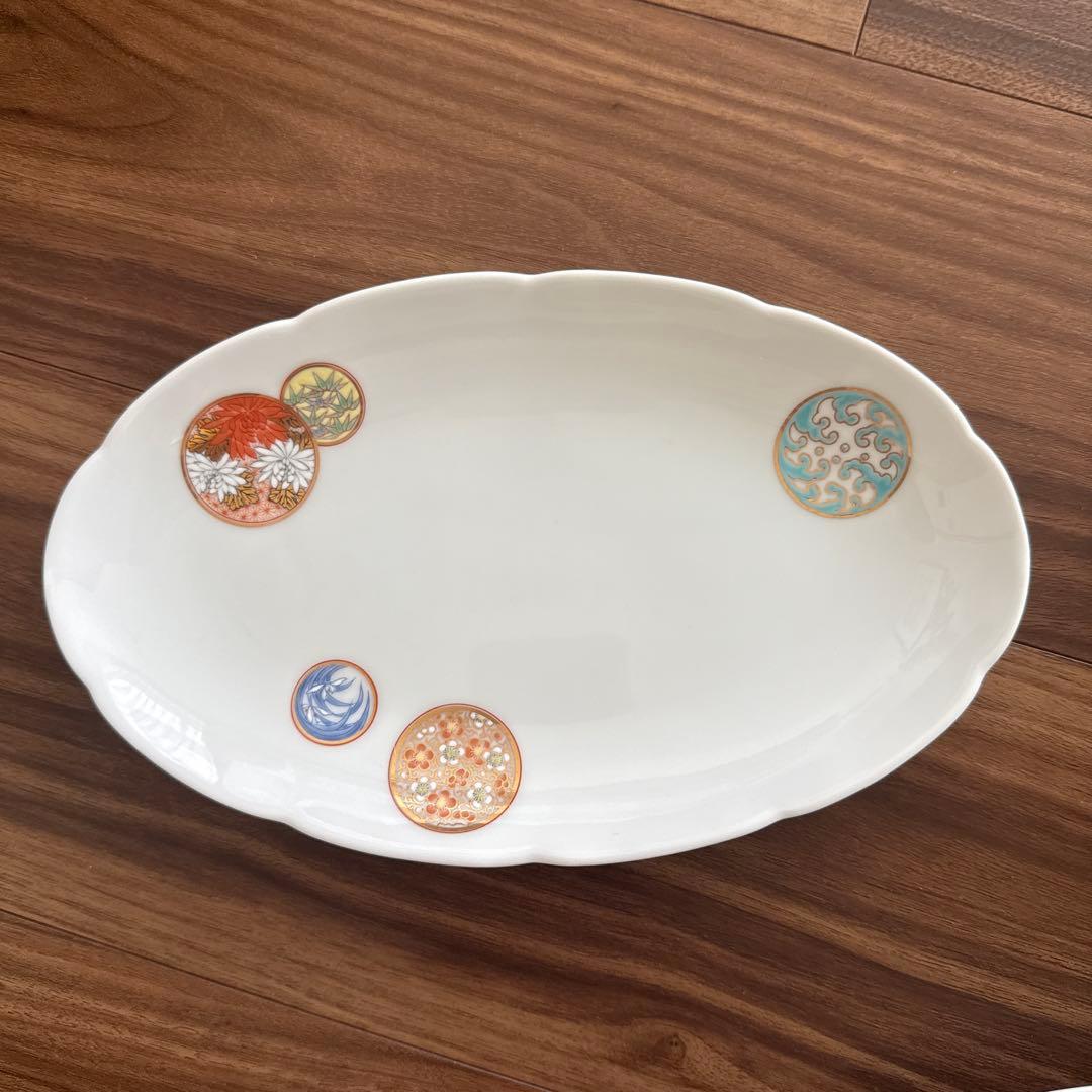 深川製磁　赤絵丸紋　盛皿 深川製磁 寿赤絵丸紋 楕円 花型皿 プレート 2客