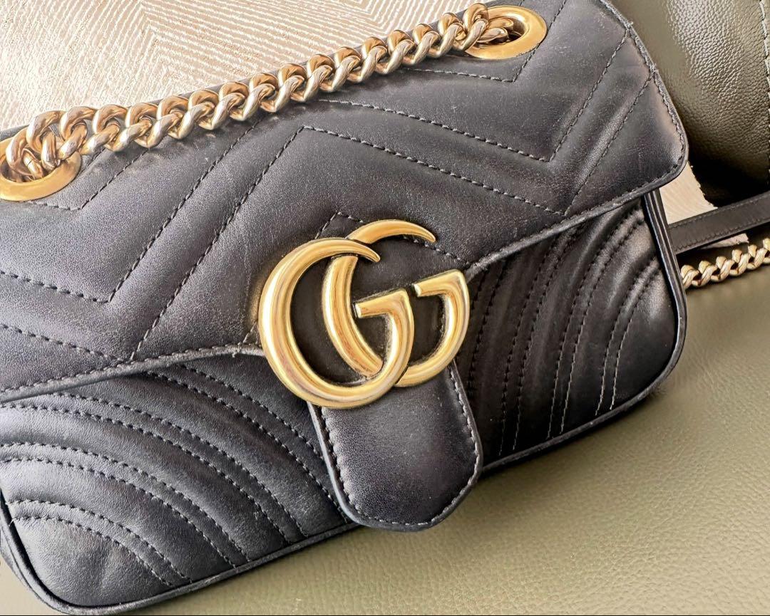 Gucci GGマーモント　ブラックレザー ミニショルダーバッグ