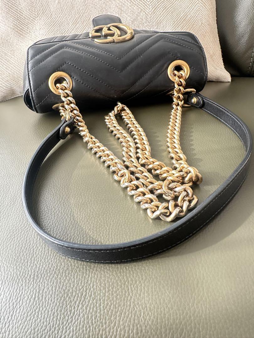 Gucci GGマーモント　ブラックレザー ミニショルダーバッグ