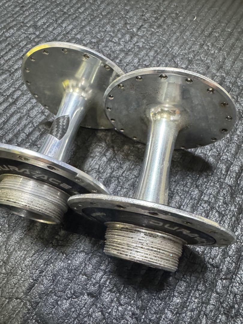 新品 正規品!! SHIMANO DURA-ACE ハブ 2個後輪心棒なし パーツ