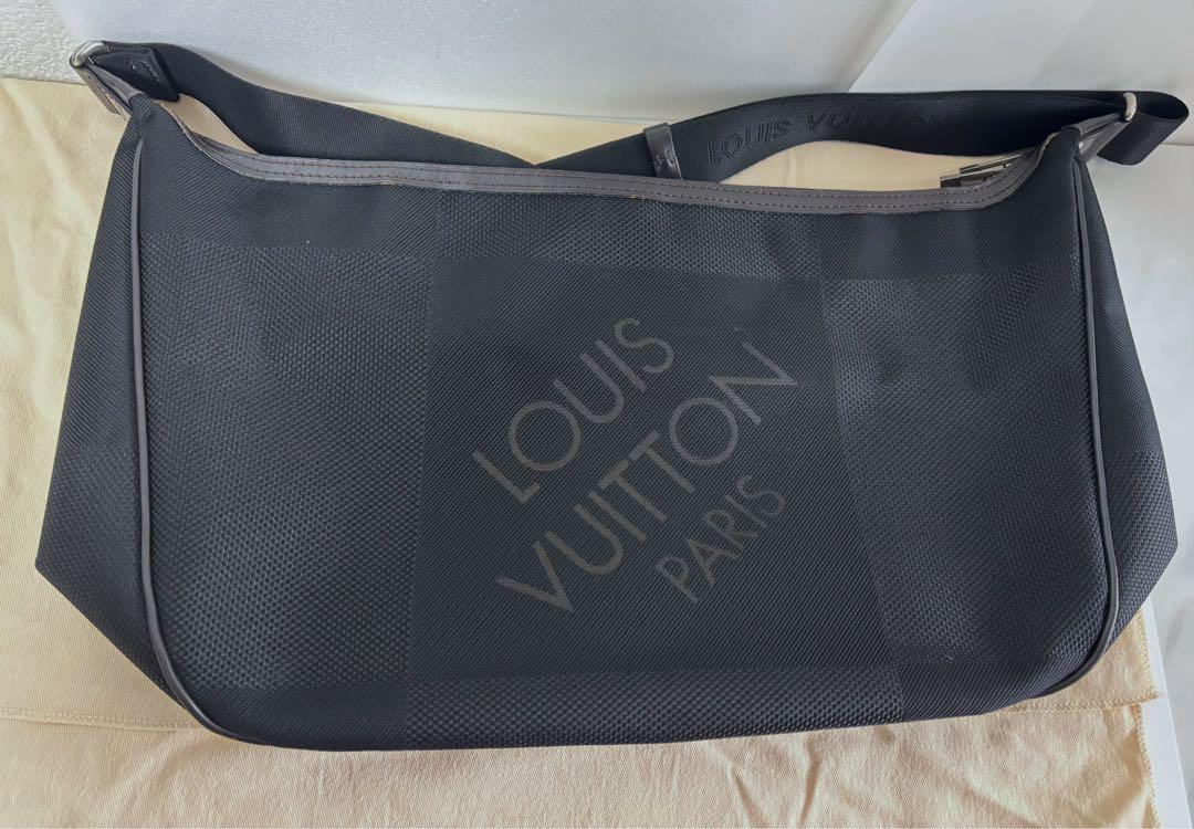 VUITTON