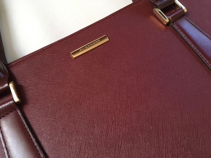 BURBERRY レザーバッグ ワインカラー BmuWb-m79343136831 バーバリー 正規激安