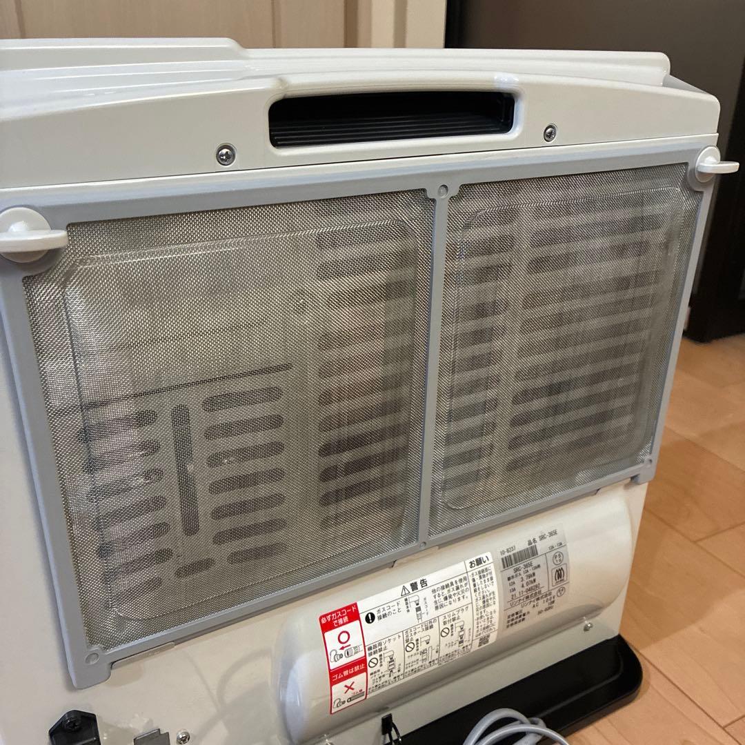 リンナイ ガスファンヒーター SRC-365E ホワイト 美品 ガスコード、箱付 リンナイ ガスファンヒーター SRC-365E ホワイト 美品 ガスコード、箱付