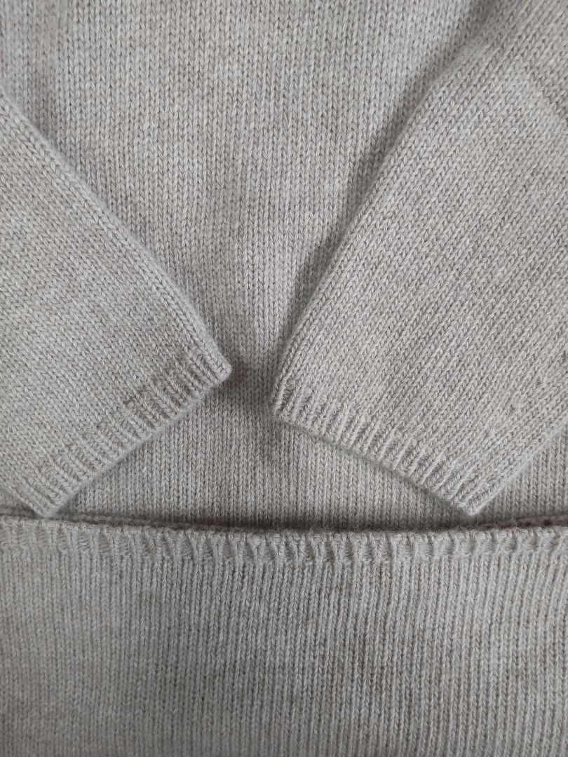 MaxMara ベージュ Vネック ニット M