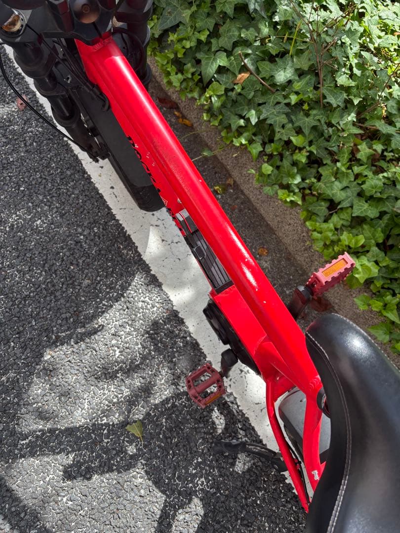 赤傷や汚れあり