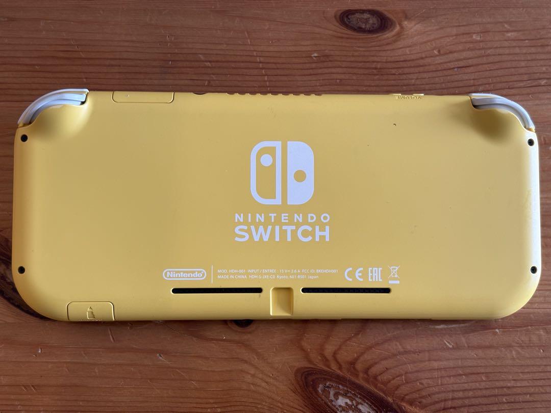 Nintendo Switch Lite イエロー 本体　ジャンク品　箱あり