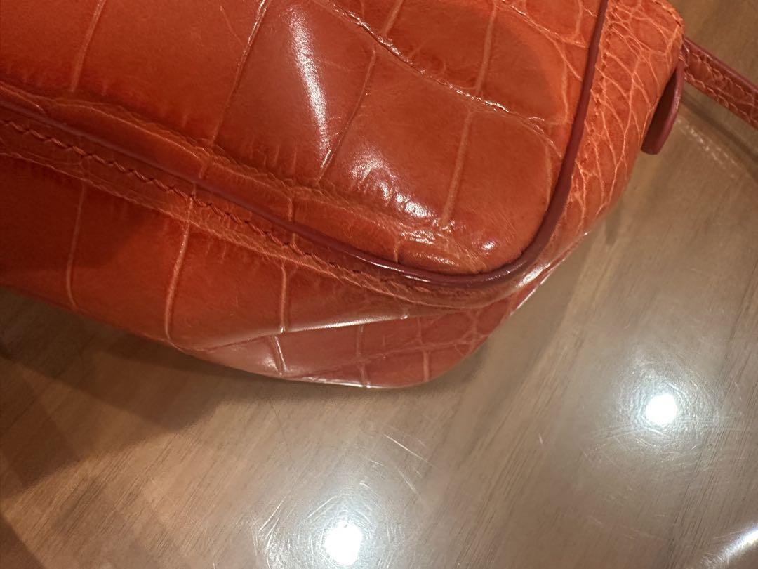 J＆M DAVIDSONクロコダイル型押し ショルダーバッグ トマドレッド
