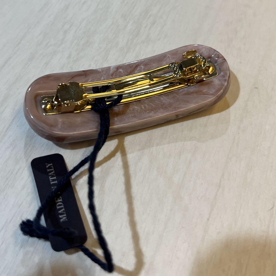 【未使用】PRADA ピンク ストーン チャーム　バレッタ　プラダ　正規品