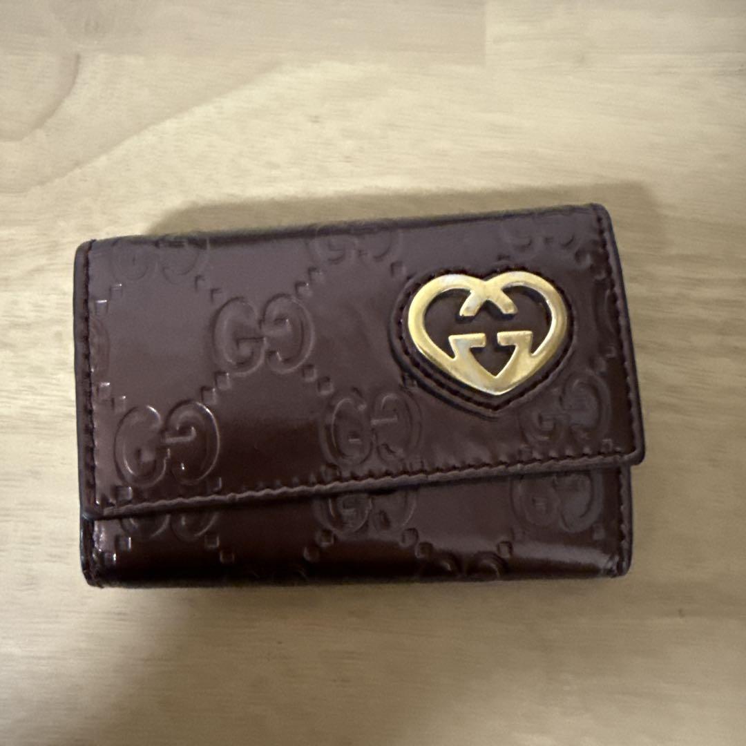 GUCCI ブラウンレザーキーケース