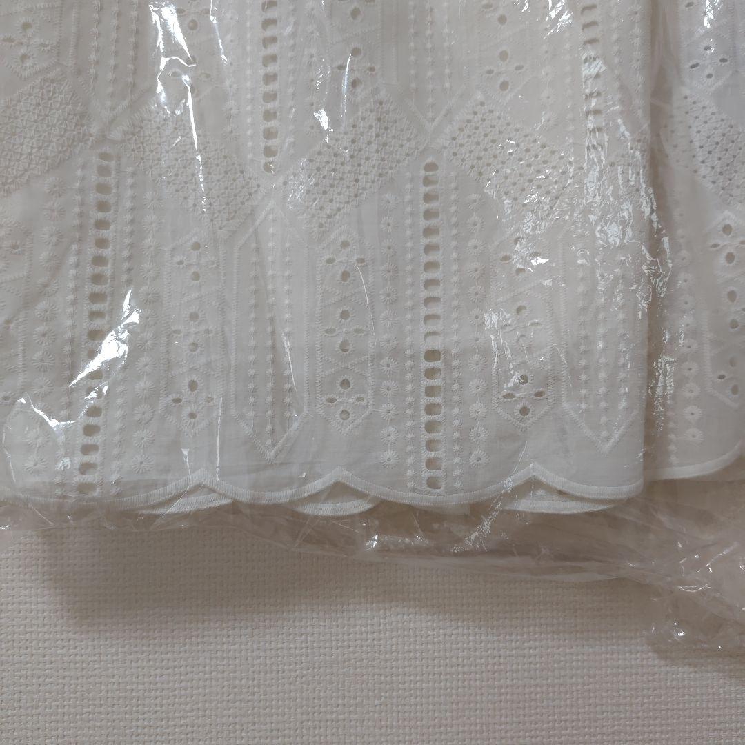 ホワイト