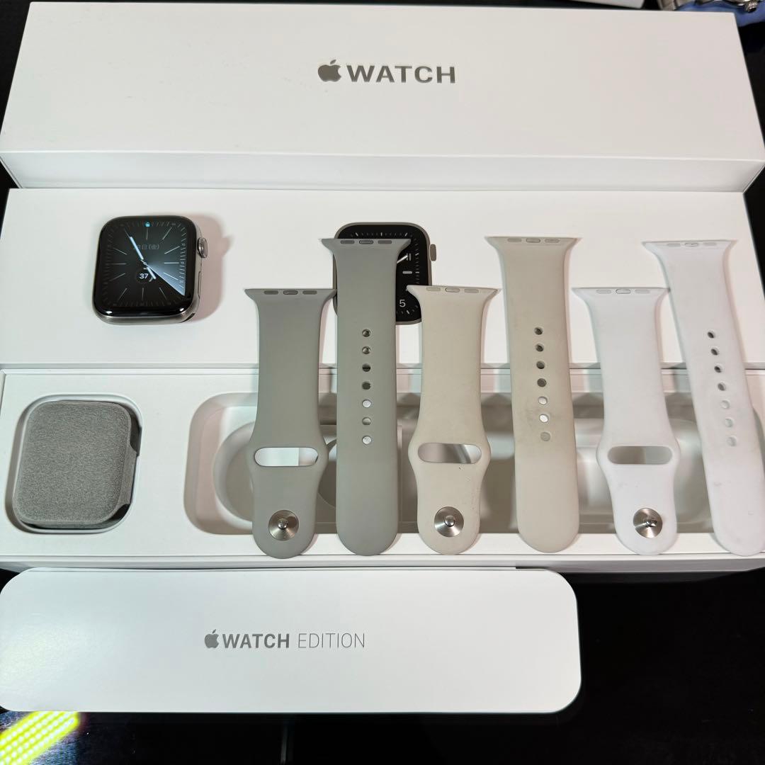 Apple Watch series5 チタニウムエディション　44mm