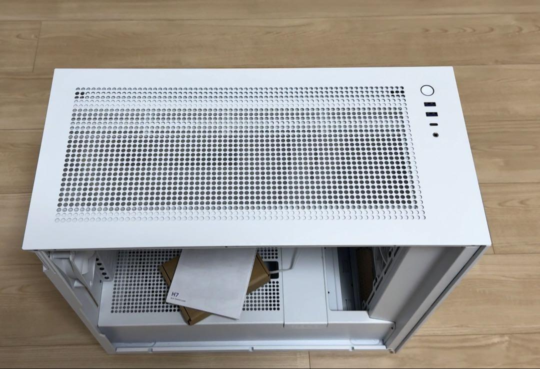 NZXT H7 White ミドルタワーケース