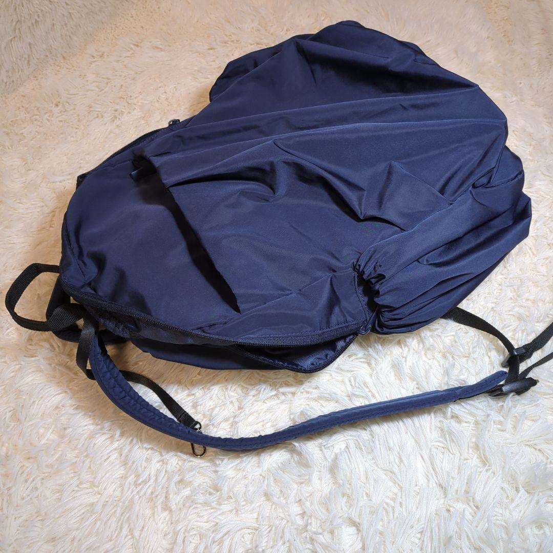 極美品 LEE限定 emmi 撥水 eco撥水 ギャザーボディーバックパック