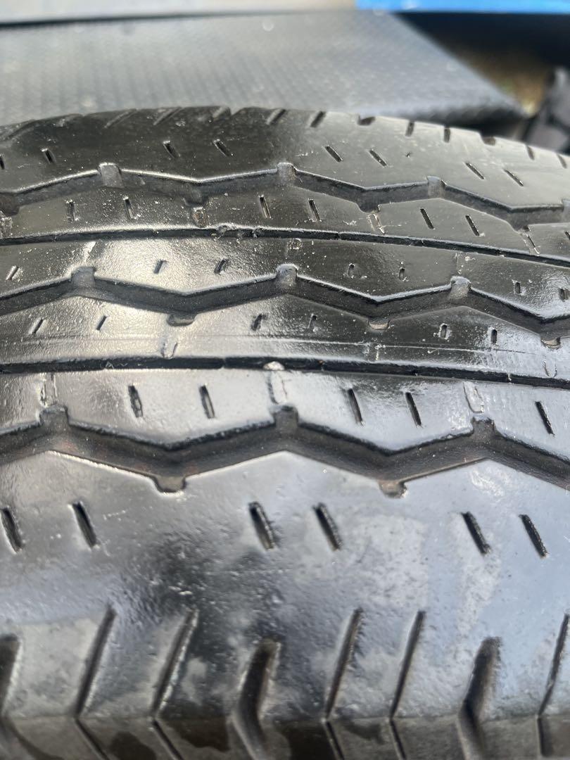 ハイエース200系 純正ホイール 15×6Jブリヂストン普通タイヤ中古