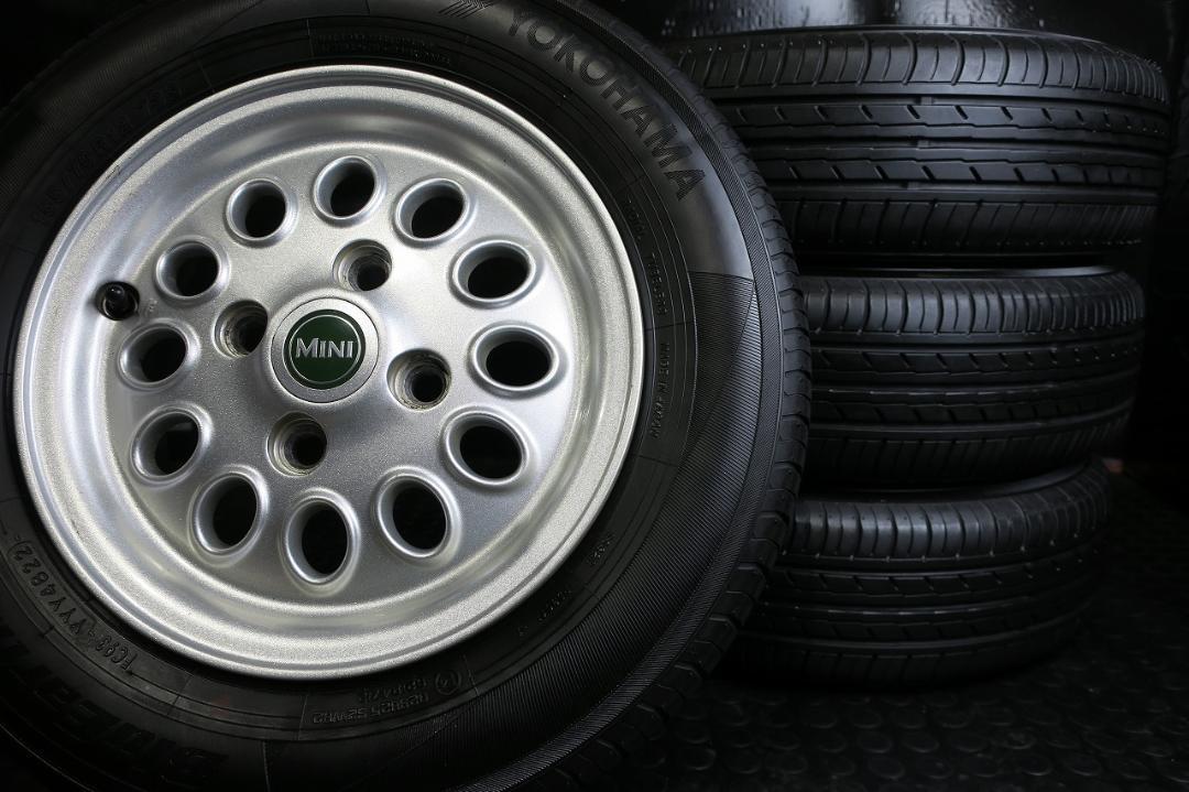 ローバーミニ純正 12×4.50B PCD101.65/4H 155/70R12