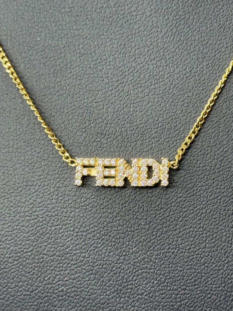 超美品✨FENDI フェンディ　ネックレス　ロゴ　クリスタル　グラフィ　ゴールド