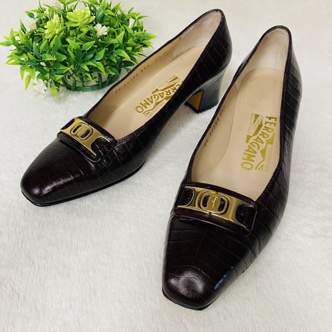 Salvatore Ferragamo　型押　レザーパンプス　ブラウン 23.5