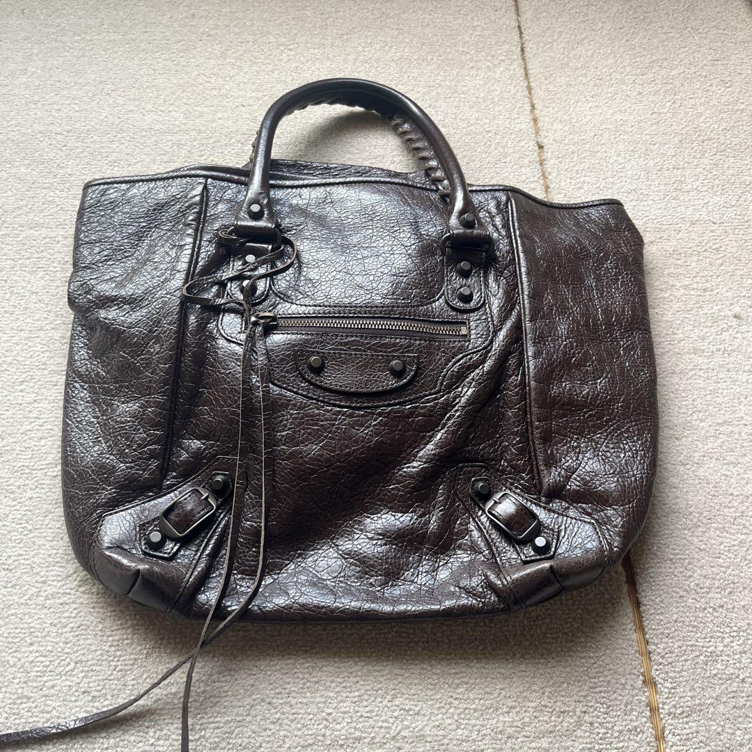 BALENCIAGA ブラウンレザーバッグ　美品　本物