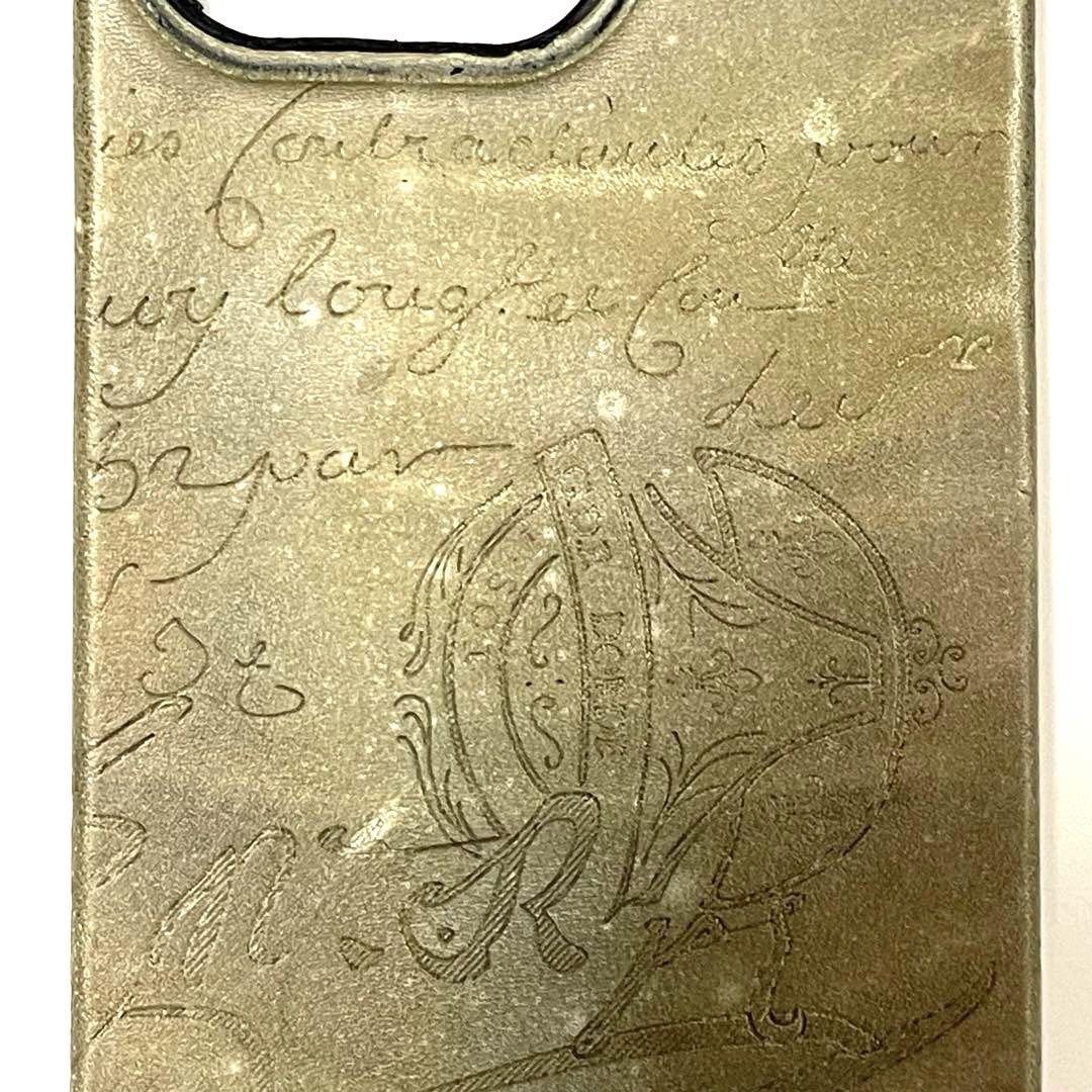 話題の人気 訳あり】ベルルッティ iPhone13pro 本革 カリグラフィー iPhoneアクセサリー