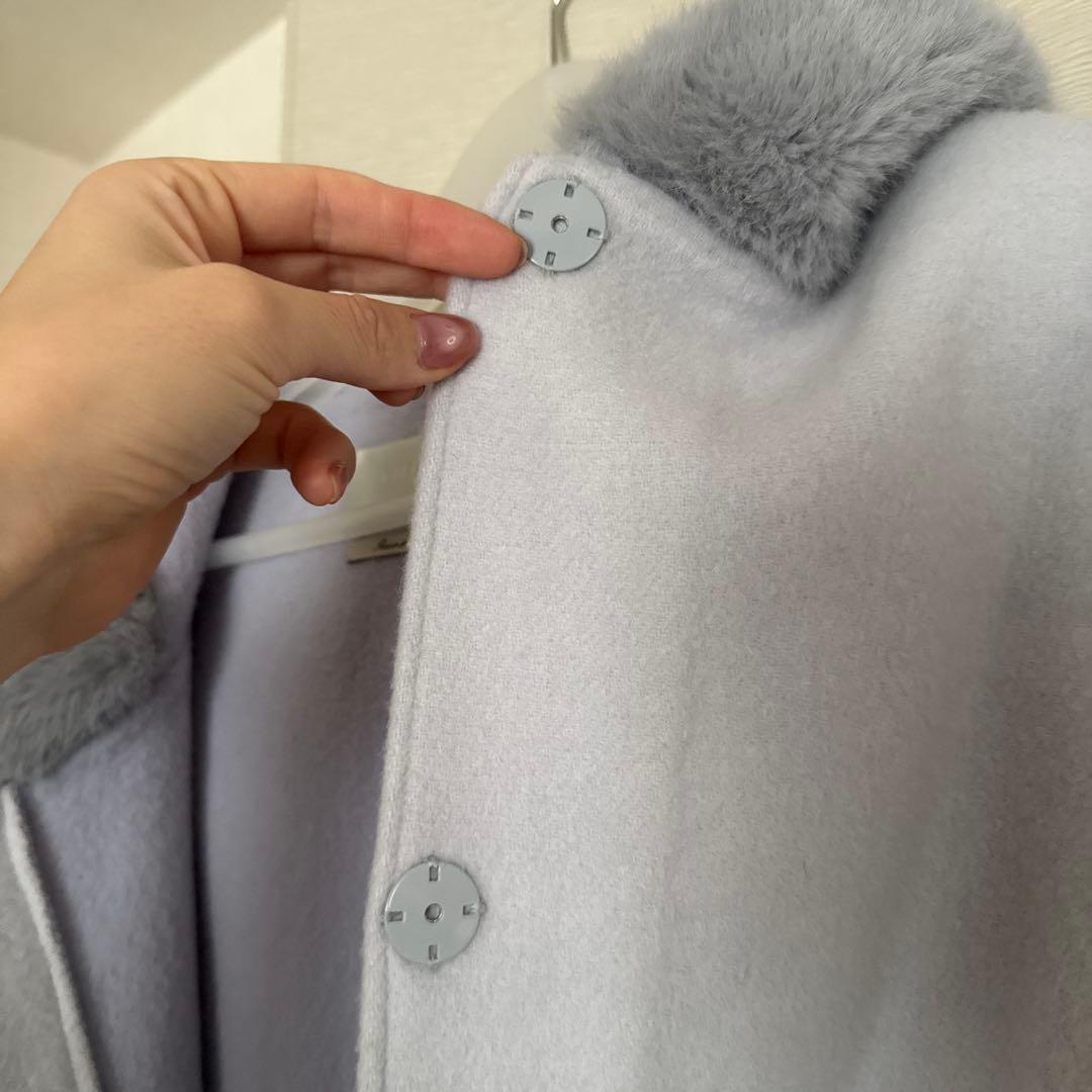 CELFORD コートラボ フード付きファーポンチョコート サックス CELFORD コートラボ フード付きファーポンチョコート サックス