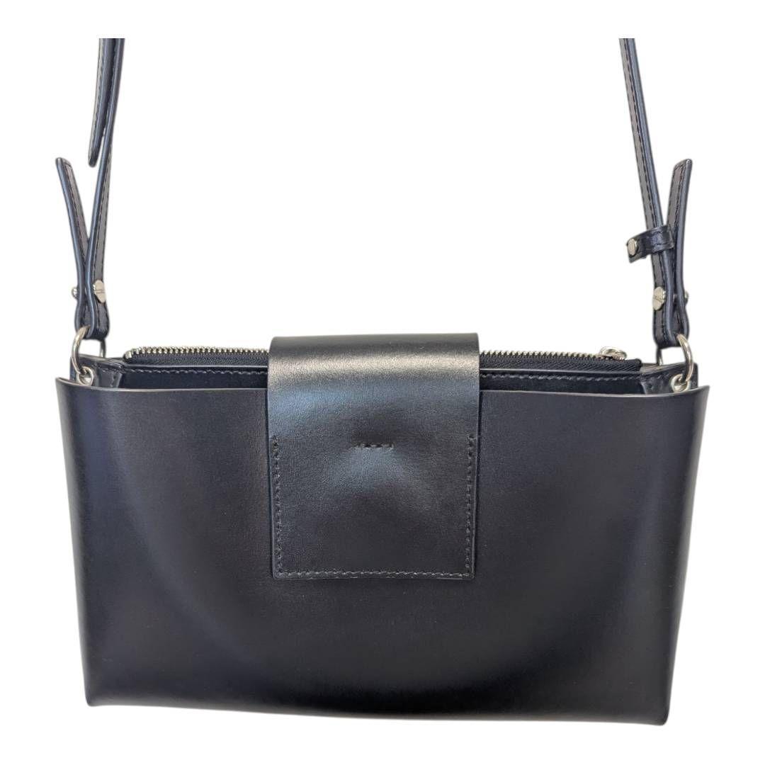 【完売品】美品 YAHKI ヤーキ ショルダーバッグ 黒 深田恭子さん着 【完売品】美品 YAHKI ヤーキ ショルダーバッグ 黒 深田恭子さん着