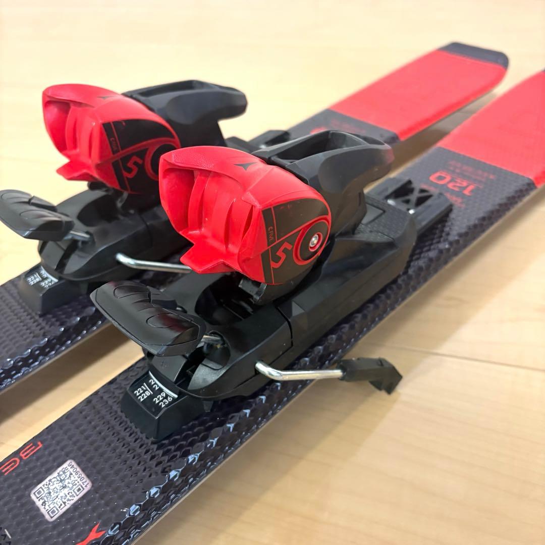 【美品】アトミック(ATOMIC) REDSTER J2 120㎝ 赤/黒 【美品】アトミック(ATOMIC) REDSTER J2 120㎝ 赤/黒