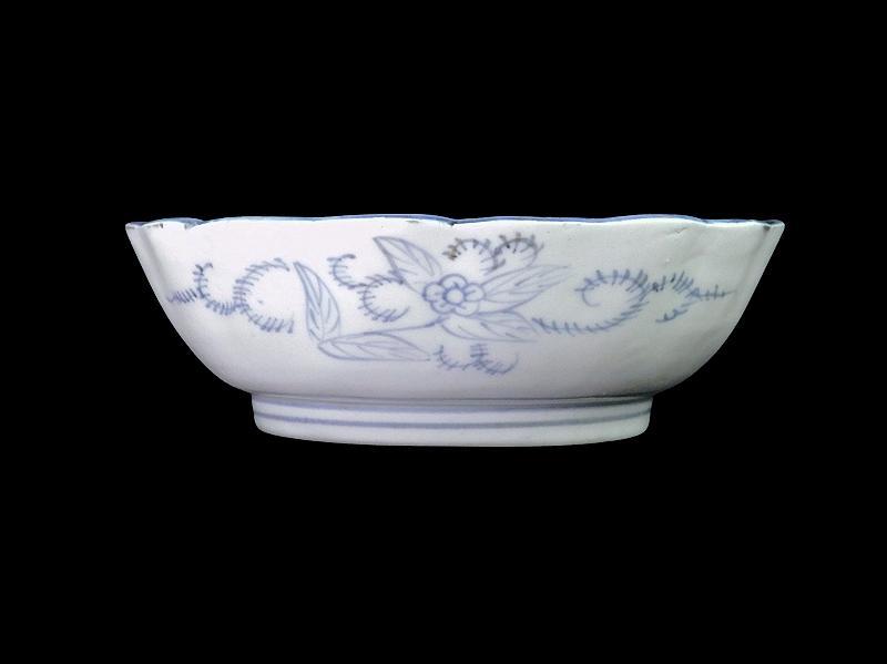 古伊万里 染付 亀甲紋に草花紋の図 膾皿 江戸期 D568AS-fbsx
