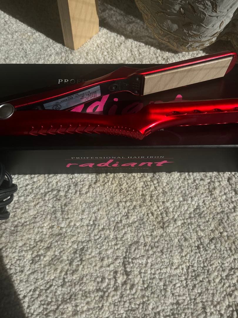 radiant ストレートヘアアイロン 28mm レッド 箱付き