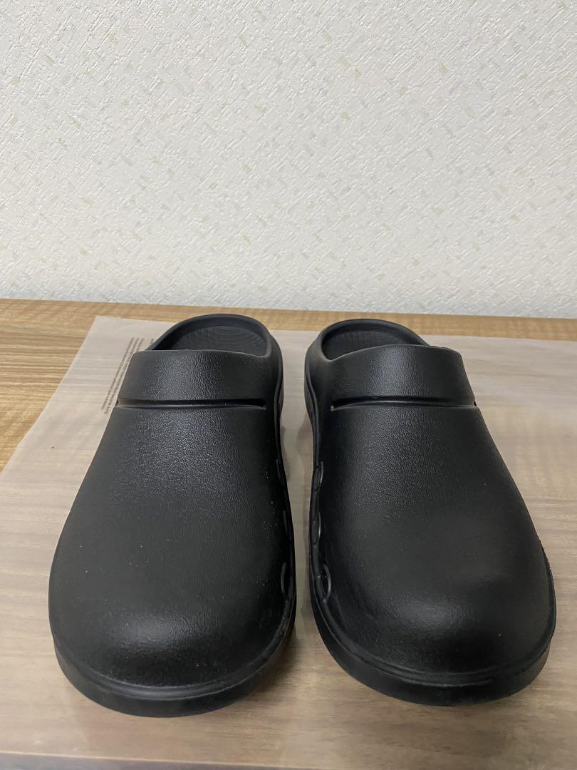 oofos サンダル