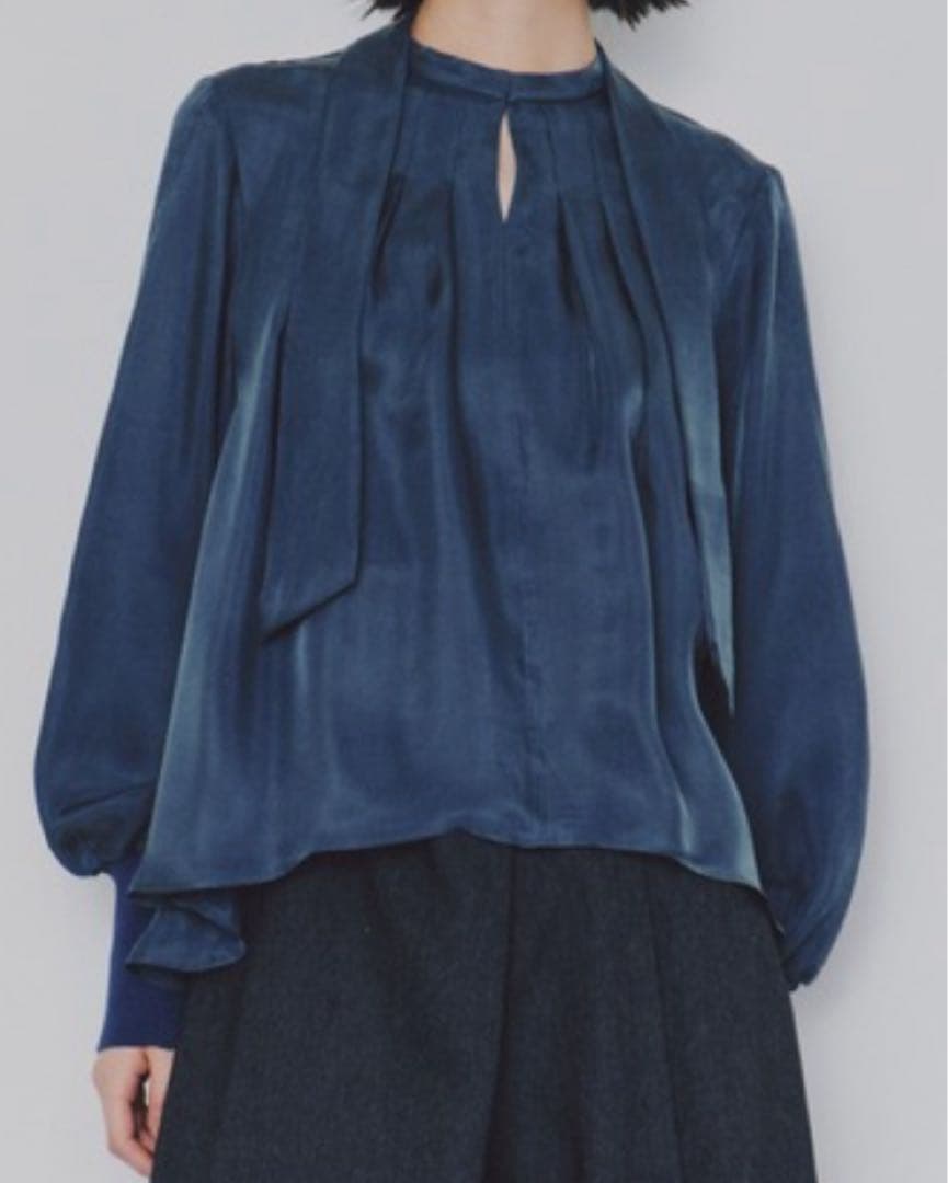 ユナイテッドトウキョウ キュプラタックブラウス ダークインディゴブルー SIZE UNITED TOKYO