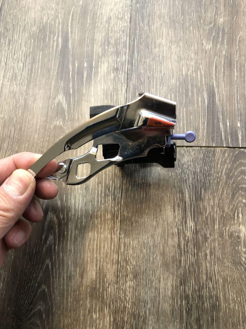 SHIMANO フロントディレイラー アルミ製