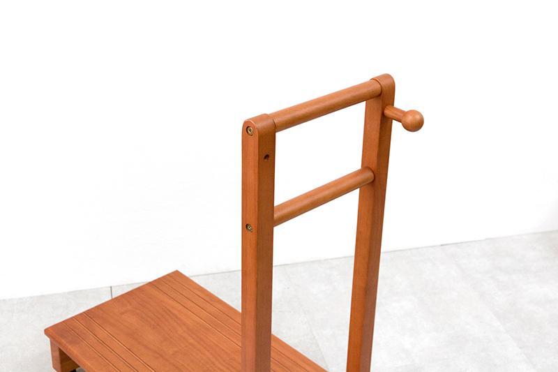 【新品・未使用】　　手すり付き玄関踏み台 幅　70cm