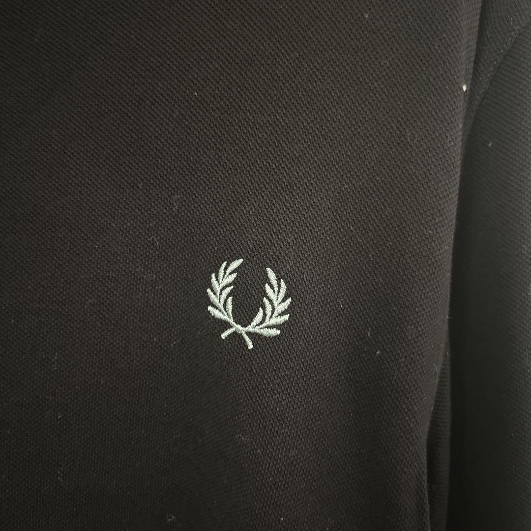 [美品][最終値下げ！]FRED PERRY 黒 長袖ポロシャツ L