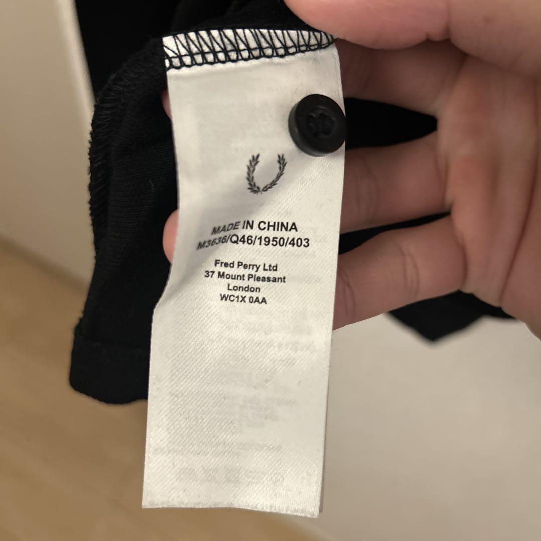 [美品][最終値下げ！]FRED PERRY 黒 長袖ポロシャツ L