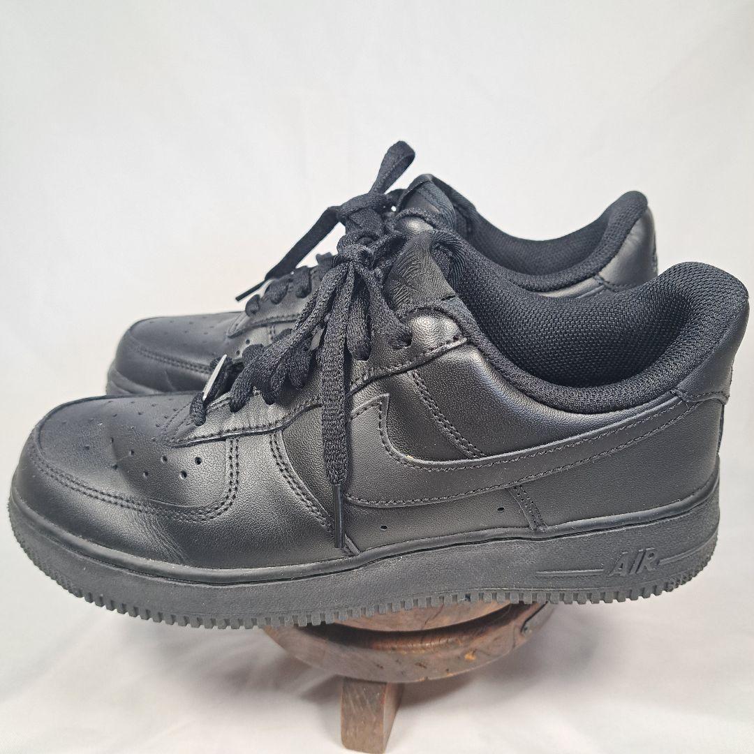 ナイキ　Nike　　AIR　FORCE1　ブラック　24.5㎝　レディース
