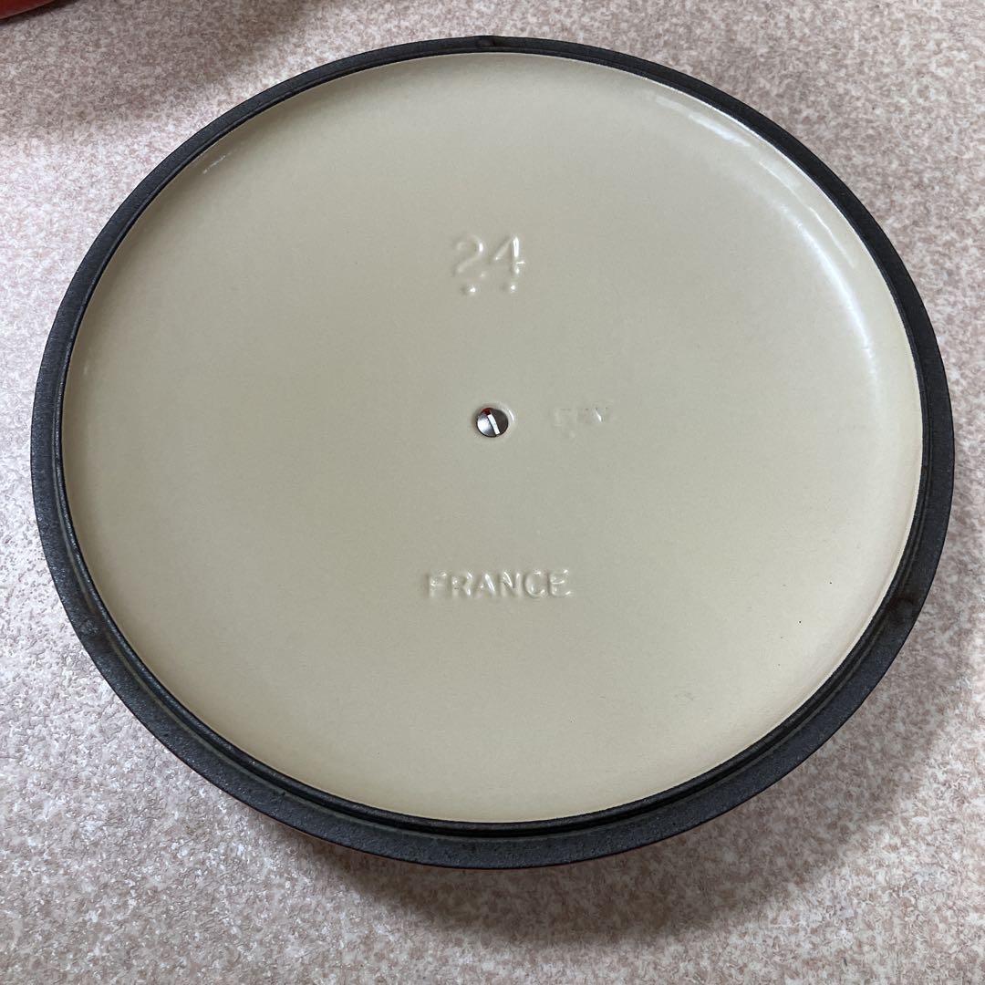 LE CREUSET ルクルーゼ　両手鍋 レッド　24cm